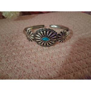 NWT Wrangler Turquoise Floral Concho Cuff Bracelet